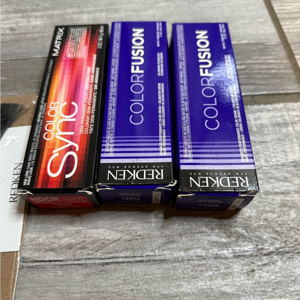 Cosmetologist bundle - Picture 2 of 5